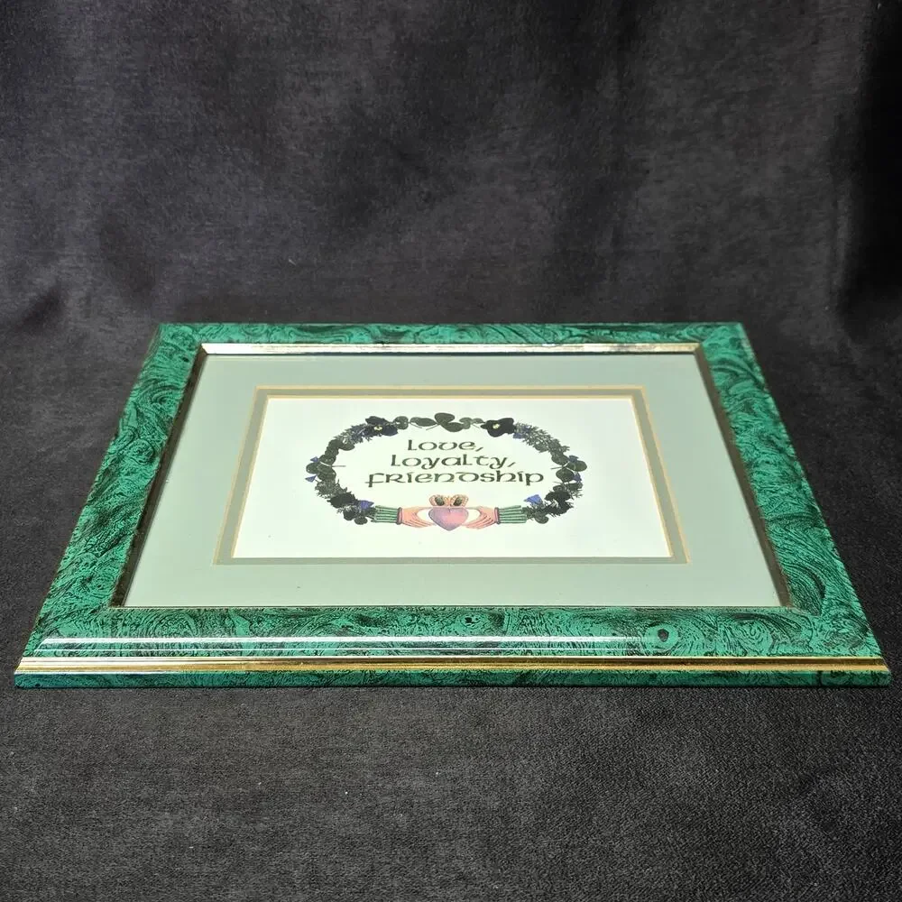 Irish Claddagh Symbol Love Loyalty Friendship Print Green Marble Frame 10